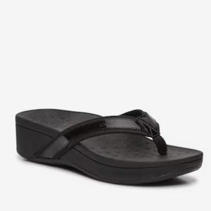 Vionic Leather Flip Flops